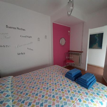 Appartamento Genziana - Con Vista Piscina E Garage Sirmione Bagian luar foto